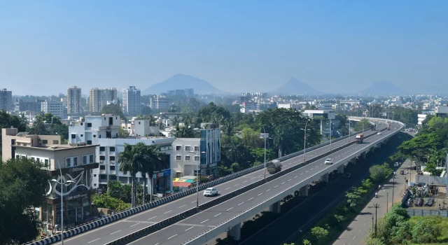 Двухместный люкс Presidential Courtyard by Marriott Nashik