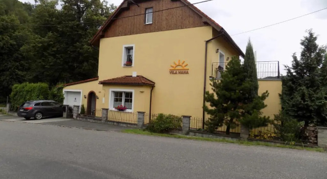 Pension Vila Hana, Забронировать Отель Локет Рудные горы, рядом с Church of St. Wenceslas