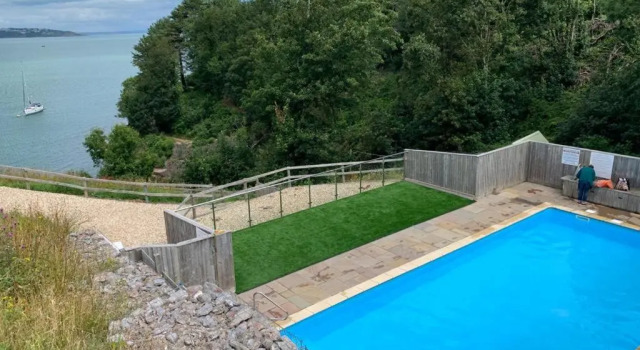 Коттедж Avocet 2 Luxury Apartment with Pool and Parking
