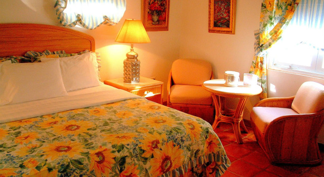 At Wind Chimes Boutique Hotel, Забронировать Бутик-отель Отели Сан-Хуан 3 звезды, рядом с Barbosa Park, 3*