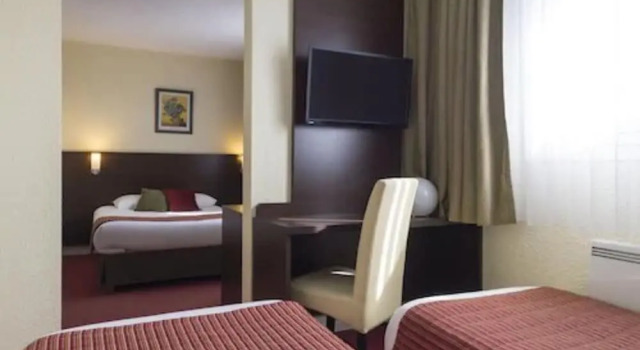 Четырёхместный номер Classic The Originals City, Hôtel Paris Sud, Orly-Draveil