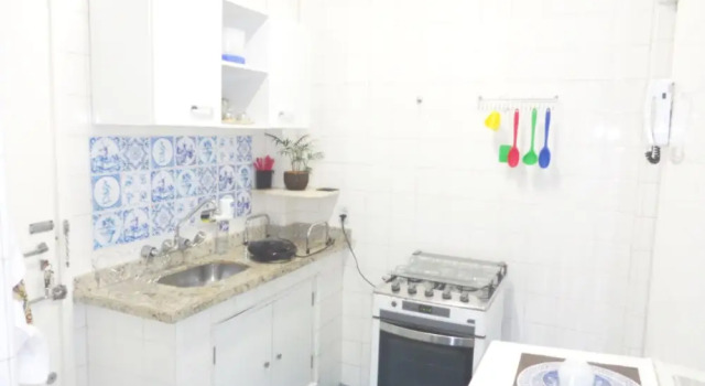 Apartamento Rua do Catete, Забронировать Апартаменты/квартира Отели Рио-де-Жанейро с парковкой, рядом с Пристань для яхт Марина-да-Глория, Парковка