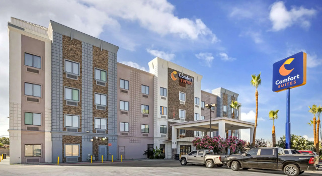 Comfort Suites Laredo - Nuevo Laredo