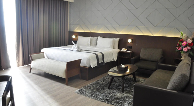 Полулюкс Golden Tulip Pontianak