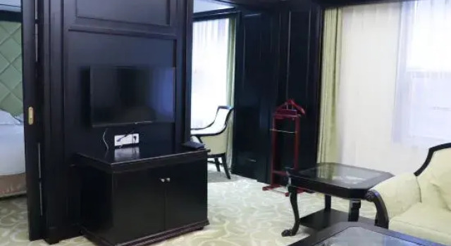 Люкс Executive Trilec International Hotel