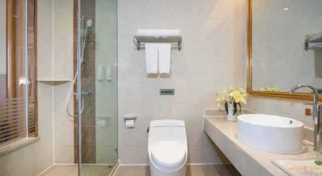 Семейный люкс Vienna Hotel (Dingxi High Speed Railway Wanda Plaza)