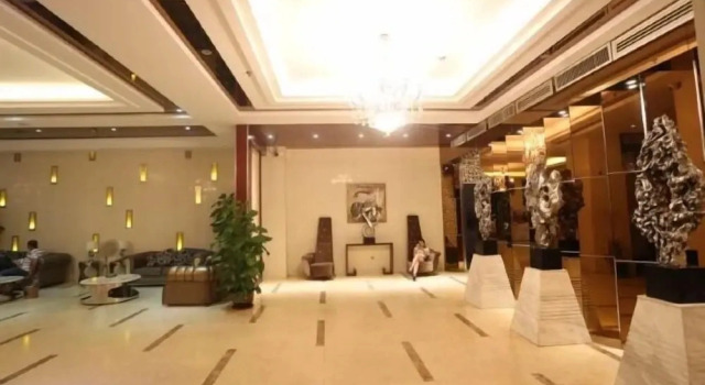 Nanhao Business Hotel, Varaa Hotelli Hotellit Guangdong pysäköinnillä, Pysäköinti