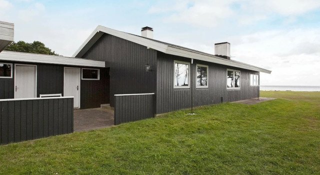 Modern Holiday Home in Ebeltoft With Sauna, Забронировать Отель Эбельтофт 