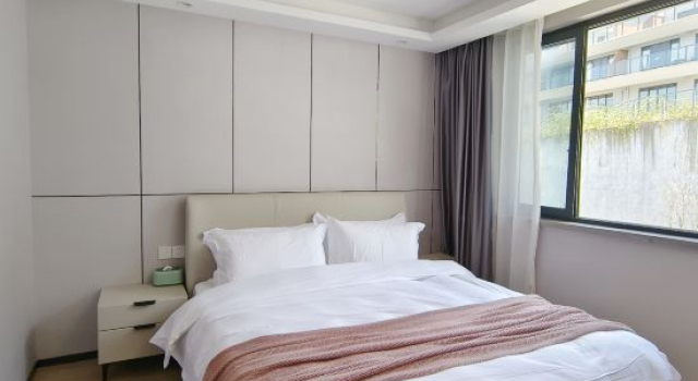 Люкс с 3 комнатами с видом на озеро Taiping Lake Zai Shui Yi Fang Vacation Apartment
