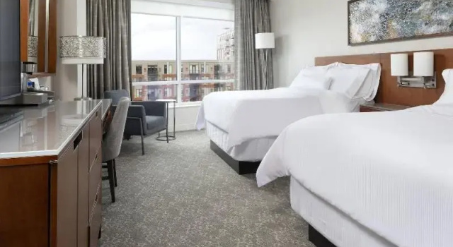 Четырёхместный номер Standard The Westin Edina Galleria