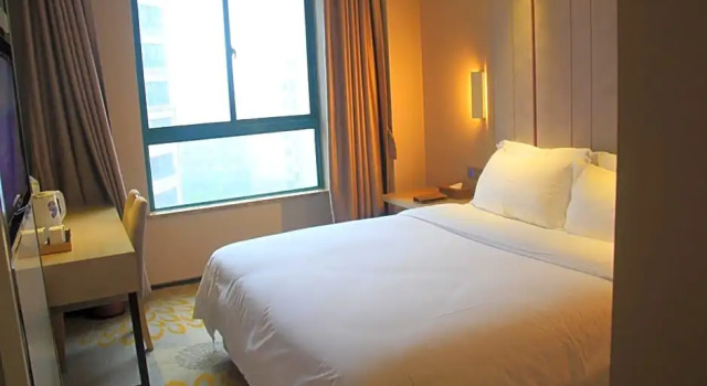 Люкс Business Lavande Hotel Nanchang Honggutan Branch