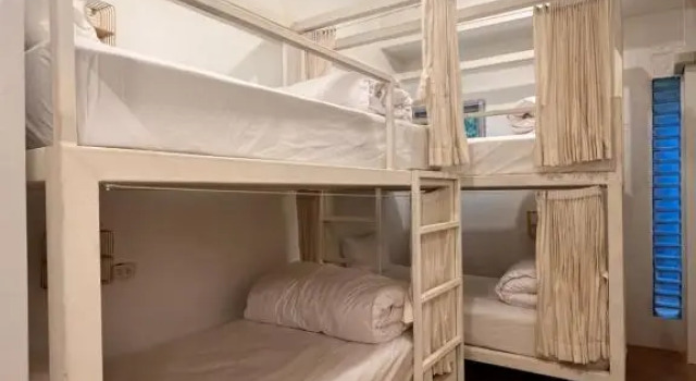 Кровать в общем номере (женский номер) SherVa101 Home and Hostel