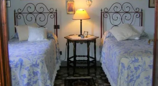 Bed & Breakfast Villa Carlotta, Book Villa Villaer i Lari, Villa