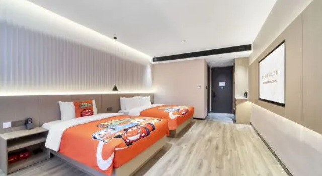 Семейный тент Jinhua Jinhu Guanlan Hotel (aquatic center)