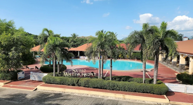Номер Executive Subic Waterfront View Resort