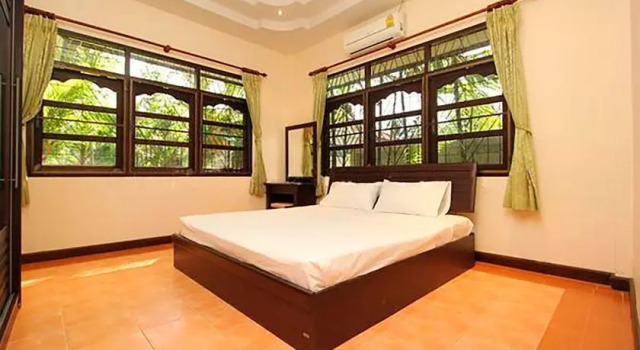Beautiful Detached House Thai style