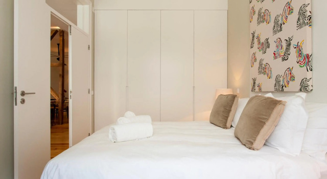 ALTIDO Deluxe 3BR Apt with workspace by Figueira Sq and Rossio subway