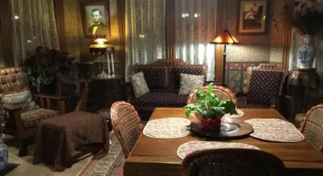 Allen House Inn, จอง โรงแรม Amherst แมสซาชูเซตส์