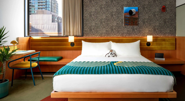 Номер Standard The Drake Hotel