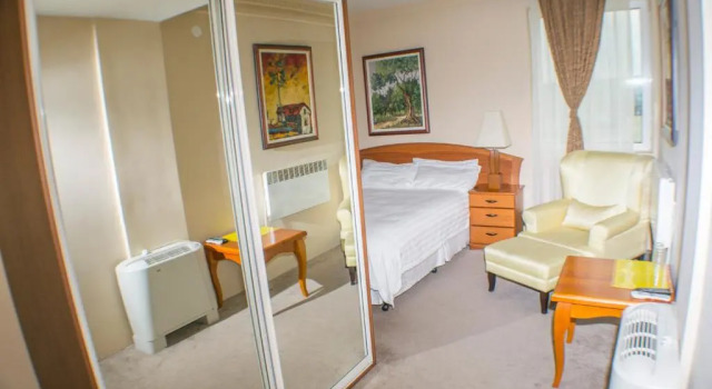 Двухместный номер Standard Hotel Feni