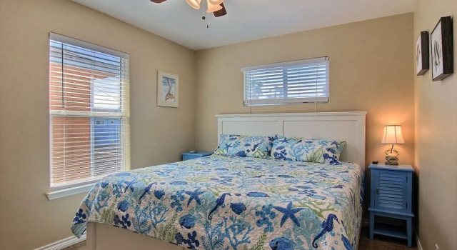 Wait-N-Sea 3Br Home