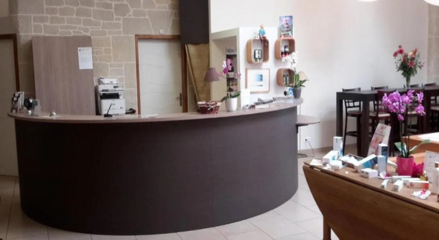 Brit Hotel Alghotel, Varaa Hotelli Cancale 