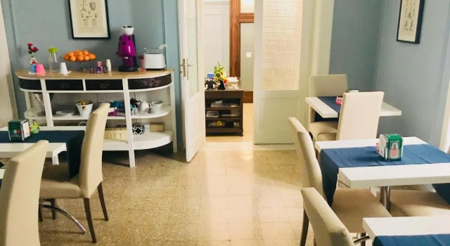 Aragonese Luxury Rooms, Забронировать Отель Отели Неаполя с парковкой, рядом с Ospedale degli Incurabili, Парковка