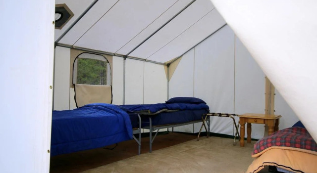 Bedroll and Breakfast - Campground, Забронировать Кемпинг Отели Джексон-Хол с парковкой, Парковка