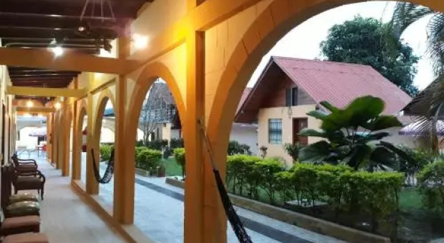 Salamandra's Suites & Hotel, Book Hotel Hotels in Amazonas with Parking, Parking