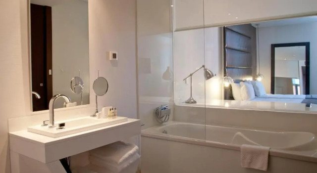 Двухместный номер Deluxe Lisboa Carmo Hotel