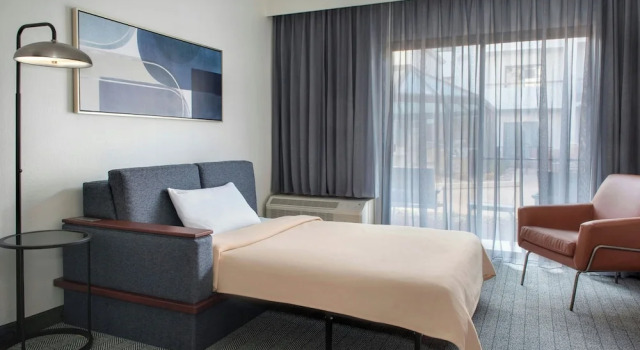 Номер Standard c 1 комнатой Courtyard by Marriott Annapolis