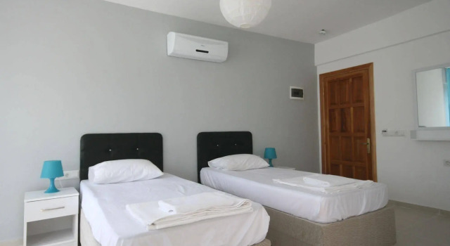 Hi̇mm Hotel