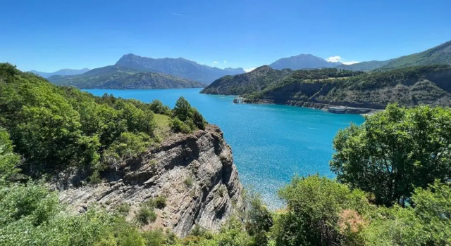 Апартаменты Joli T2 - Vue Sur Lac - 5 Min du Plan D'eau D'embrun