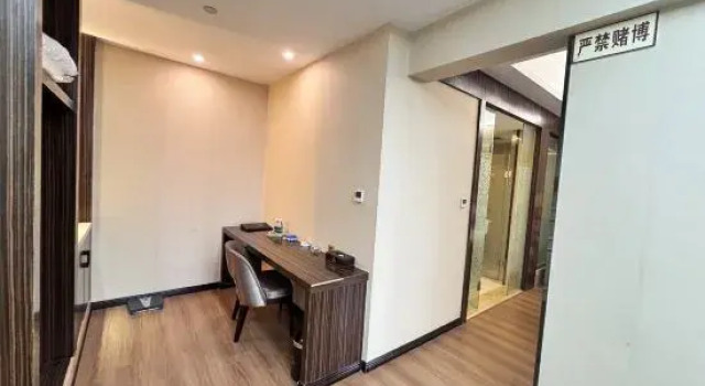 Люкс Cannes City Hotel