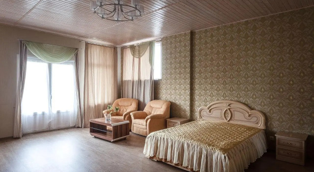 Sportivno-rybolovnyi kompleks Serebryanyi klyuch, Prenota Locanda Hotel a Central Russia con parcheggio, Parcheggio