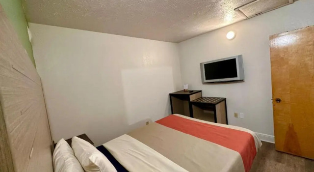 Четырёхместный номер Standard Park Inn by Radisson, Pigeon Forge South