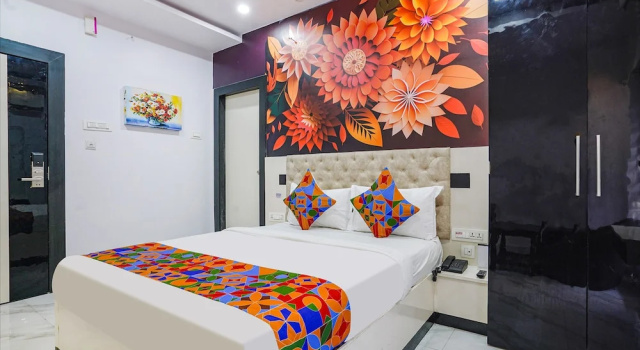 Номер Deluxe Fabhotel Lalitha Elite