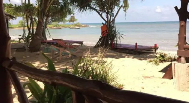 Бунгало рядом с пляжем New Andaman Bay Bungalow