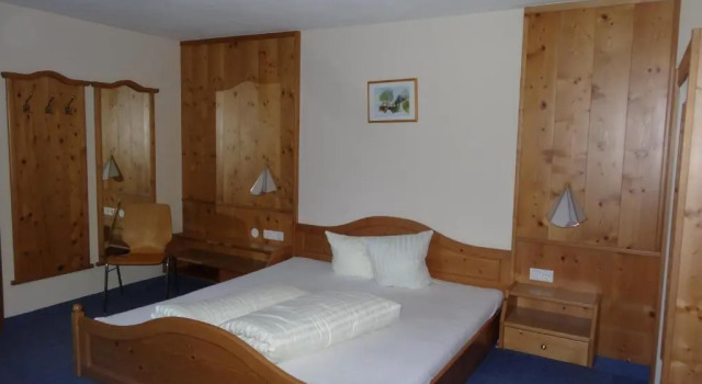 Köflerhof Appartements, Prenota Hotel Sankt Leonhard im Pitztal 