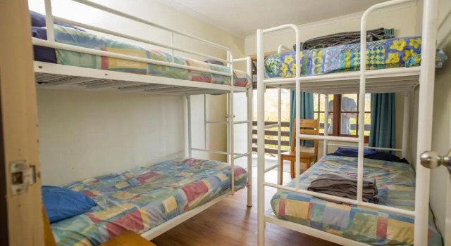 Кровать в общем номере YHA Pittwater Eco, Sydney