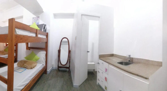 V - Rooms Hostel - Adults Only, Rezervovat Hostel Makati City 