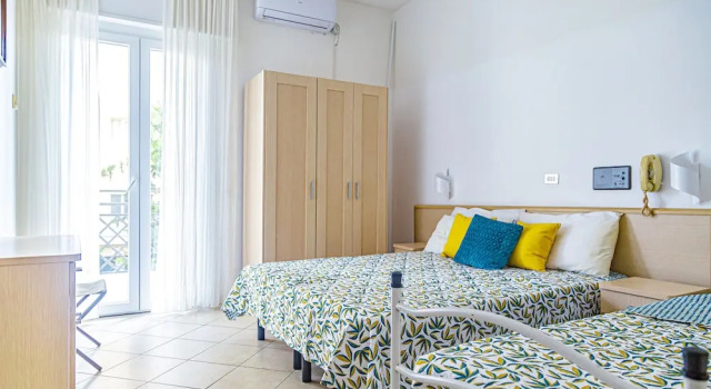Трёхместный номер Comfort с балконом Hotel Bruna