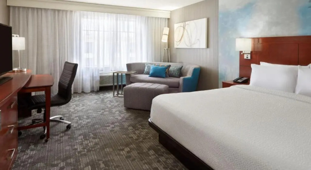 Номер Standard Courtyard by Marriott Ottawa Downtown