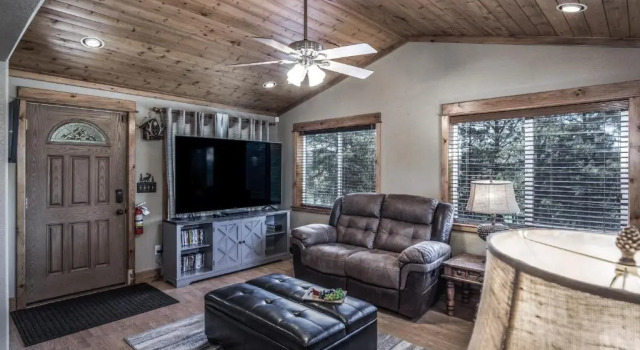 Double Elk Lodge by Ruidoso Vacation Rentals, Varaa Lomakoti Ruidoso New Mexico