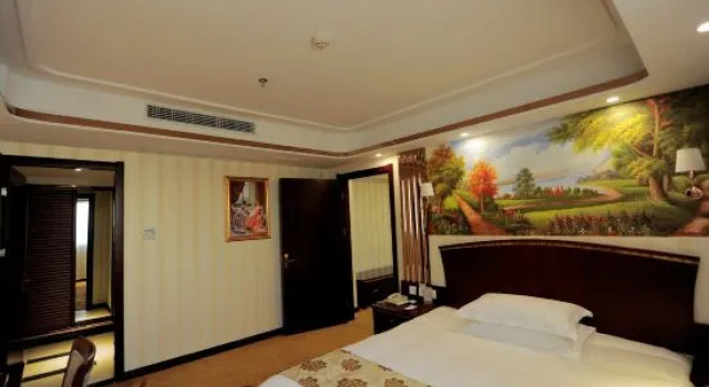 Люкс Superior Vienna Classic Hotel (Lianyungang Jiangshan)