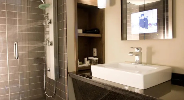 Номер Prestige Auberge Godefroy