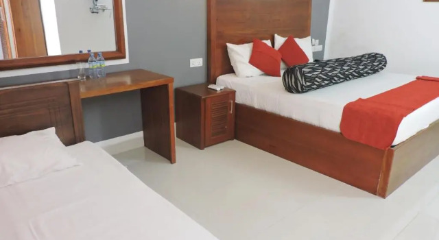 Номер Deluxe Hotel Travellers Nest Kandy