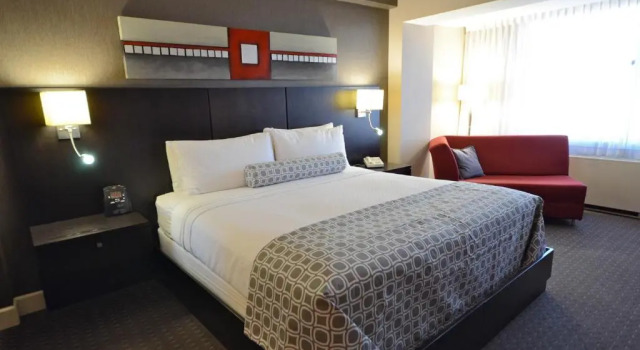 Номер Standard Armon Plaza Montreal Airport