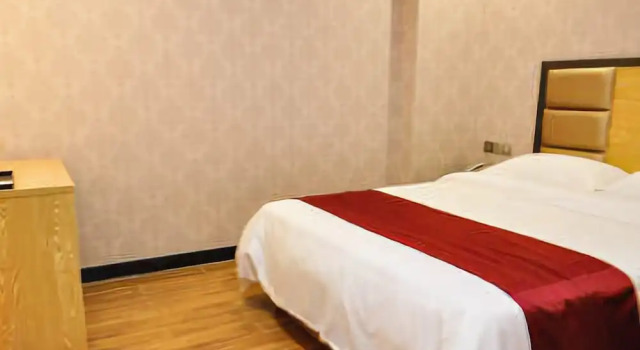Super 8 Hotel, Boek Hotel Hotels in Guangdong met parkeren, Parkeren