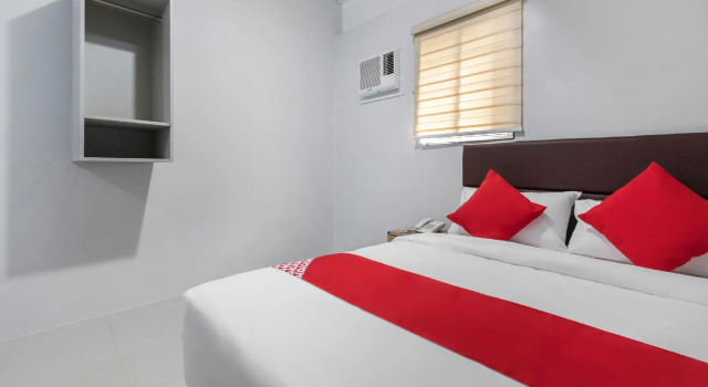 OYO 515 Finnex Hotel (Vaccinated Staff)